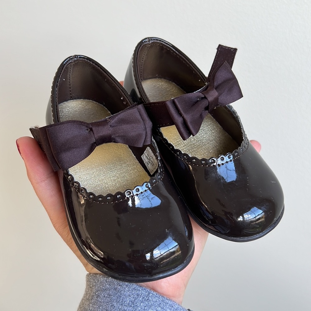 Baby Deer brown patent leather Mary Janes